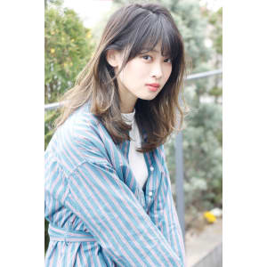 春の抜け感エアリパーマ グラデーションカラー