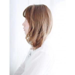 透け感たっぷりミックスカールボブ