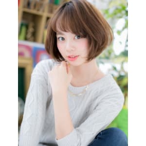 ひし形フォルムで小顔グラマラス！大人ボブ