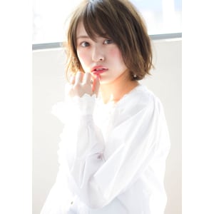 大人かわいいゆるふわショートボブ