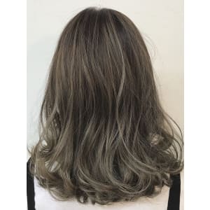 ハイライトグレージュ