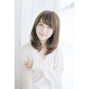 ゆるふわ内巻きレイヤースタイル