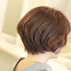 前下がり小顔ショート