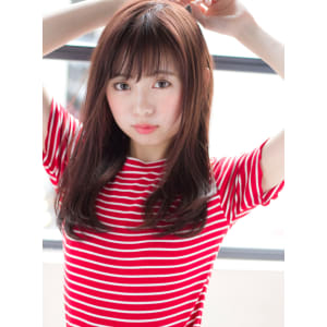 梅雨対策も！柔らか質感のニュアンスストレート