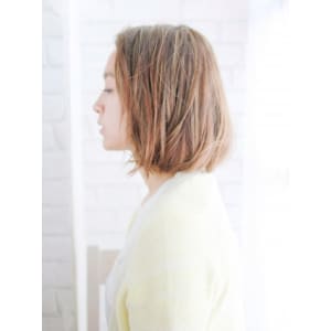揺れるようなミックスカール