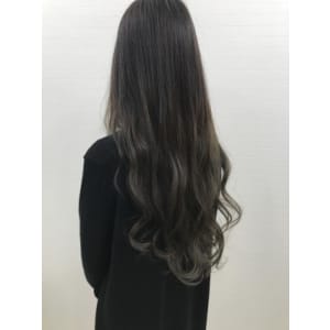 【prize池袋西口】グレージュグラデーション