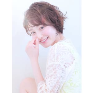大人可愛い小顔マッシュエアリーグレージュ