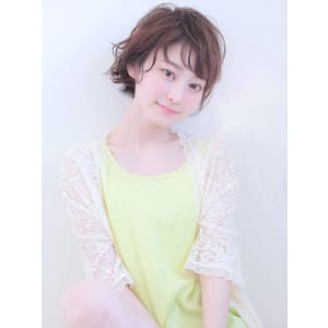 小顔マッシュショートボブ