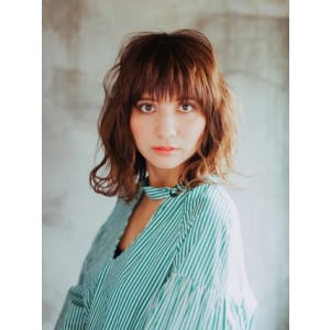 ウェービーボブ