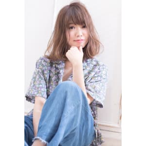 アッシュカラーのワンカールロブ AKI-314