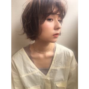 小顔ナチュラルくせ毛風ショート - Maria by AFLOAT【マリアバイアフロート】掲載中