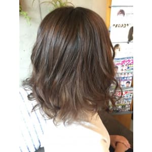 ベージュインナーカラー