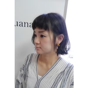 切りっぱなしボブ×ブルーアッシュ