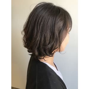 ラフエアリーショートボブグレージュ【CICATA関口】