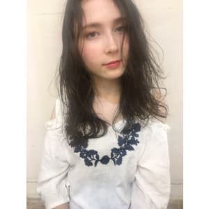 マーメイドアッシュフェミニンレイヤーセミロング