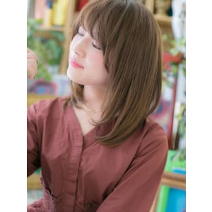 好感度大！斜めバングのツヤ感ワンカール