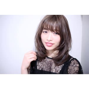 大人ワンカールひし形シルエット小顔セミディ♪