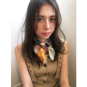 小顔アッシュラベンダーゆるふわパーマ
