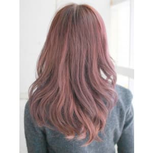 ゆるカールの内巻きパーマスタイル