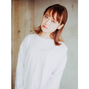 外ハネカーリーストレート