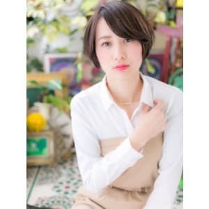 大人女性に♪黒髪艶カラーアシンメトリー小顔見せミニボブ