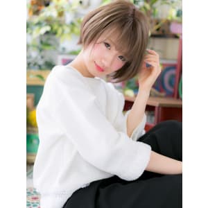 外国人風★前下がりハイトーンショート