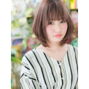 大人かわいい♪小顔ひし形レイヤーボブ