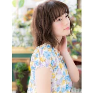 30代40代の大人女子にもGood小顔アンニュイウェットヘア