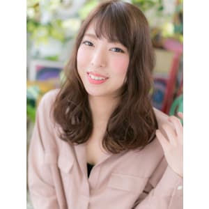 大人かわいい♪くせ毛風カールセミディ