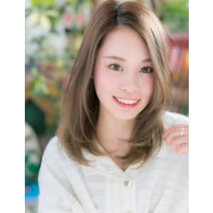 大人女子向け♪ツヤ髪オリーブカラーくせ毛風小顔ワンカール