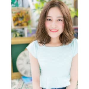 かきあげ前髪外国人風抜け感セミウェットウェーブエアリーミディ