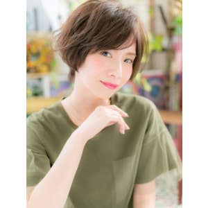 アシンメトリーな無造作エアリーショート