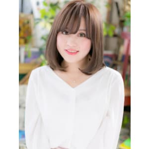 目力UPの斜めバング◎ナチュラルストレート