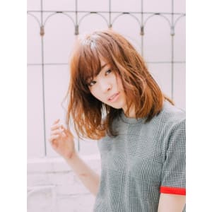 ゆるふわミディアムボブ