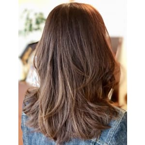 【お客様Style】大人女子は計算カラーで広がりの逃げ場を作