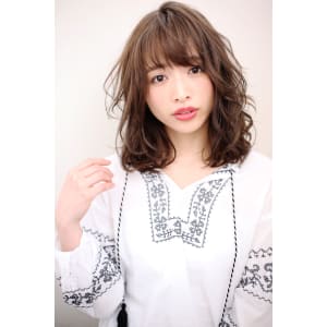 フォギーベージュ！ウエーブロブスタイル♪