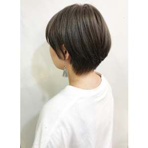 柔らかシルエットまとまる愛されショート【k109】