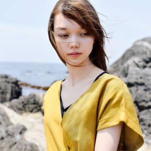 リップラインバングナチュラルセミロング