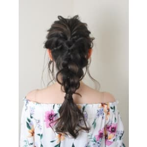ロング編み込みアレンジ
