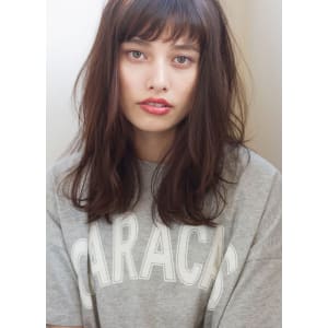マッシュウルフジェンダーレスミディヴェールウェーブグレージュ