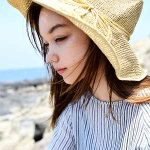 リップラインバングナチュラルセミロング