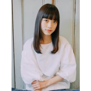 王道のぱっつん前髪！