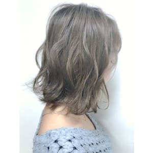 大人フェミニングレーアッシュ