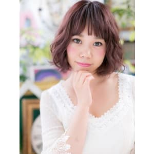 フェミニン小顔ミニボブ