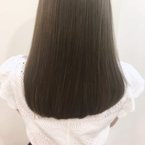 シースルーバングストレートセミロング