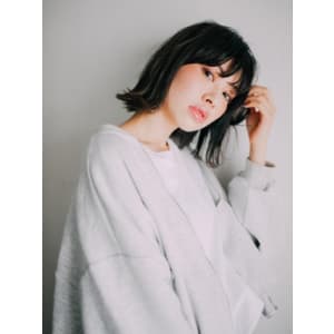 大人っぽ切りっぱなしボブ