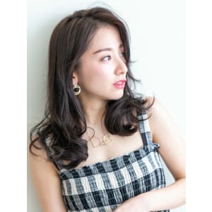 #プチウルフ#立体感ロングスタイル#抜け感ハイライト
