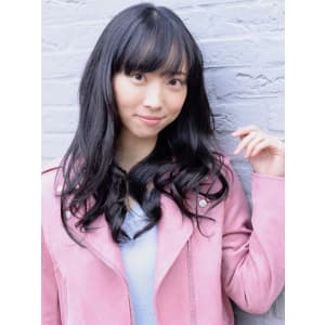 大人かわいい暗髪セミディ