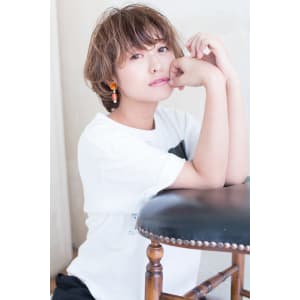 フェミニン&N.カラーショート　AKI-359