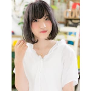 大人かわいい♪ひし形ミディアムスタイル